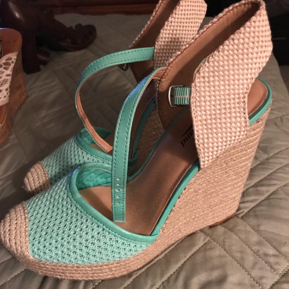 Lucky Brand Wedge Sandals
